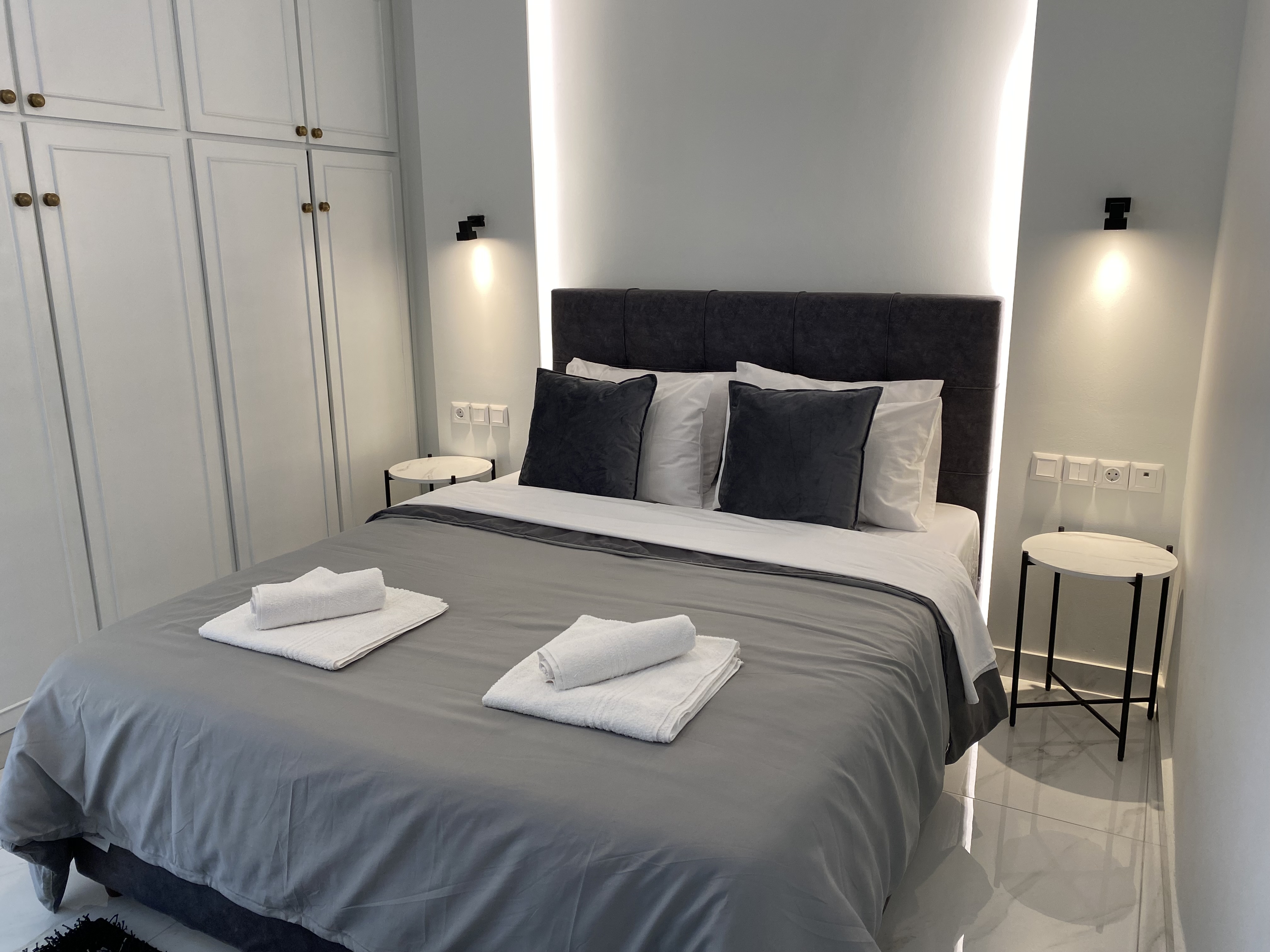 Apartment 1 - Image 1